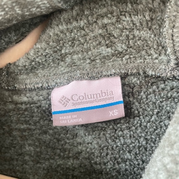 Columbia, XS, women’s heather green button front hooded sweatshirt w/pockets EUC - Picture 2 of 7